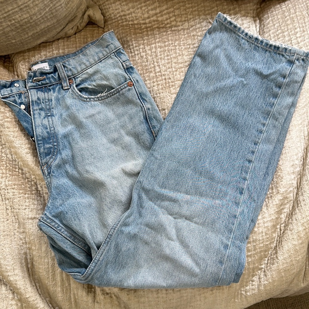 Zara jeans size 6 US